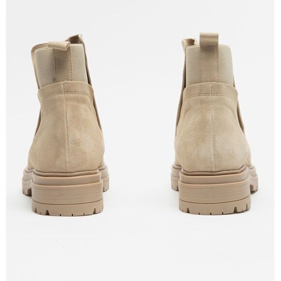 Steve Madden Moira Suede Pull On Boots With Side Stretch Light Tan Cream 10 NWOB - Picture 3 of 14